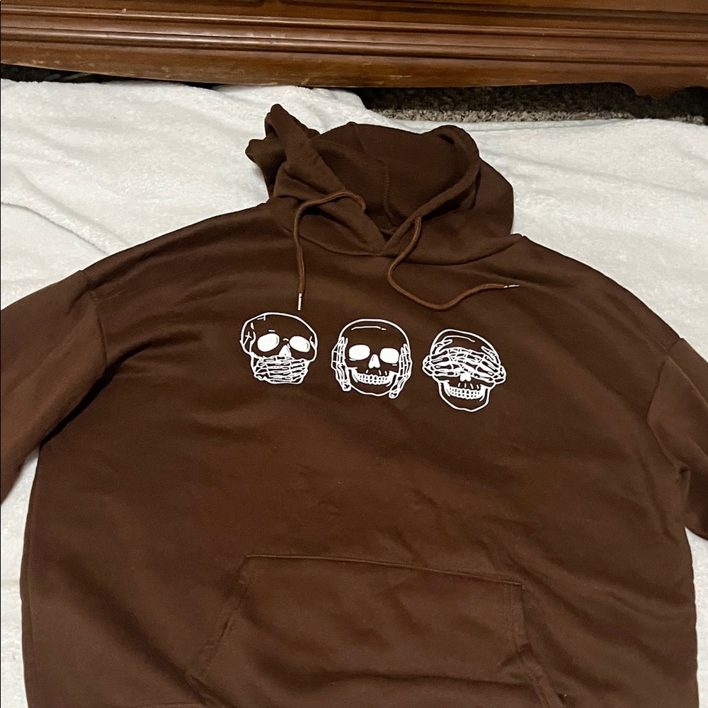 SHEIN Brown Skull Graphic Hoodie